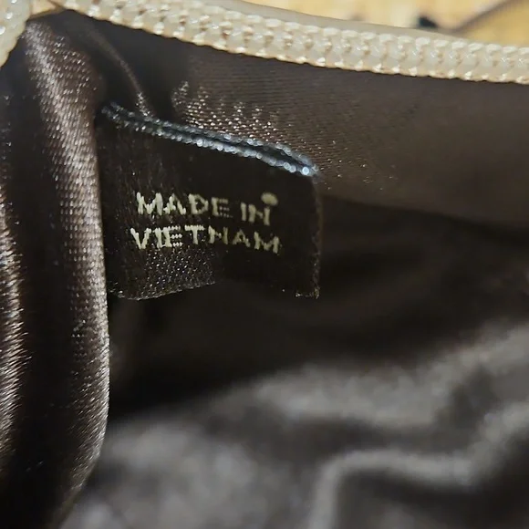 Coach Shimmering Gold Leather Pouch - Picture 3 of 6